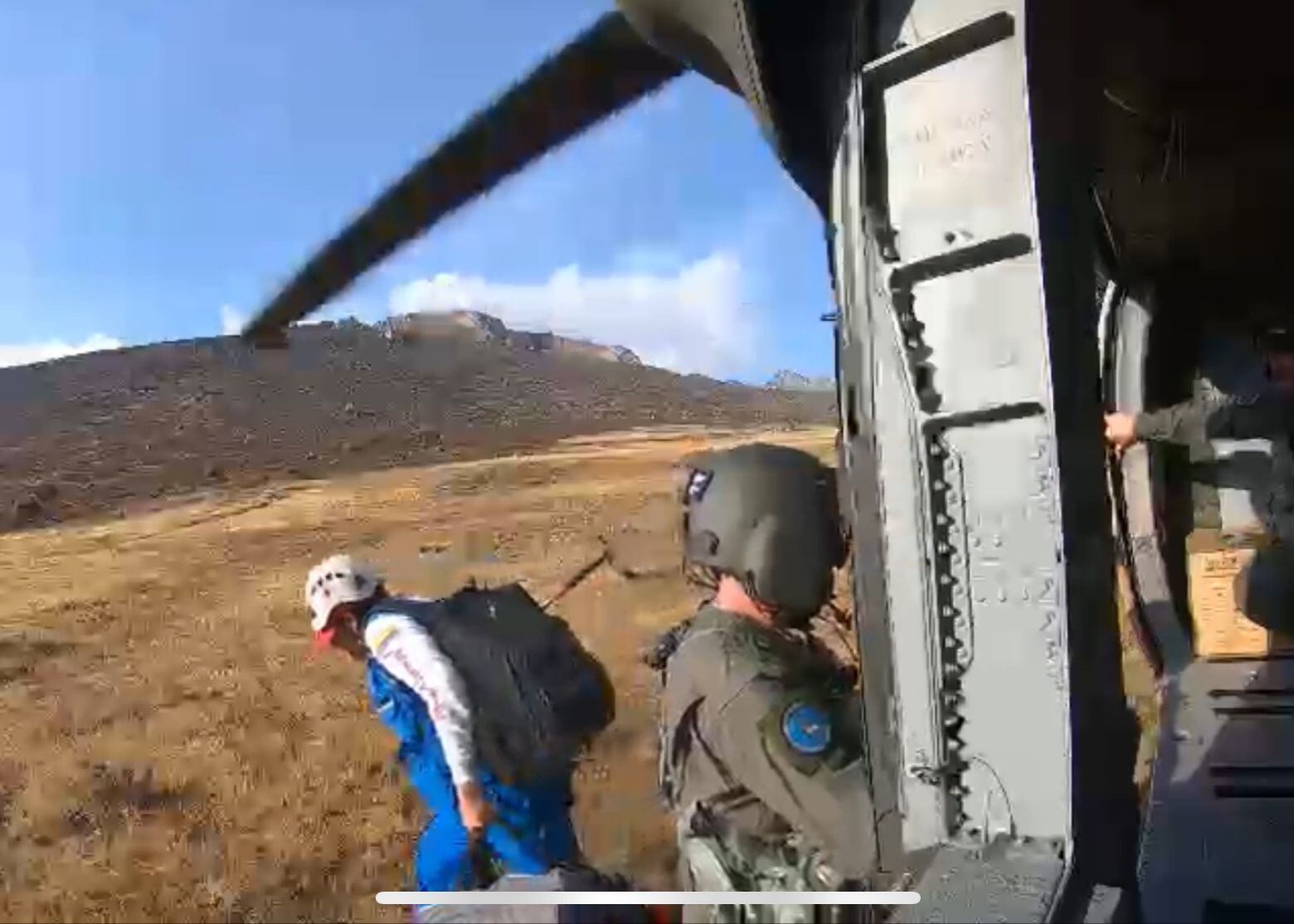 Búsqueda de parapentistas accidentados en la Sierra Nevada de Santa Marta.