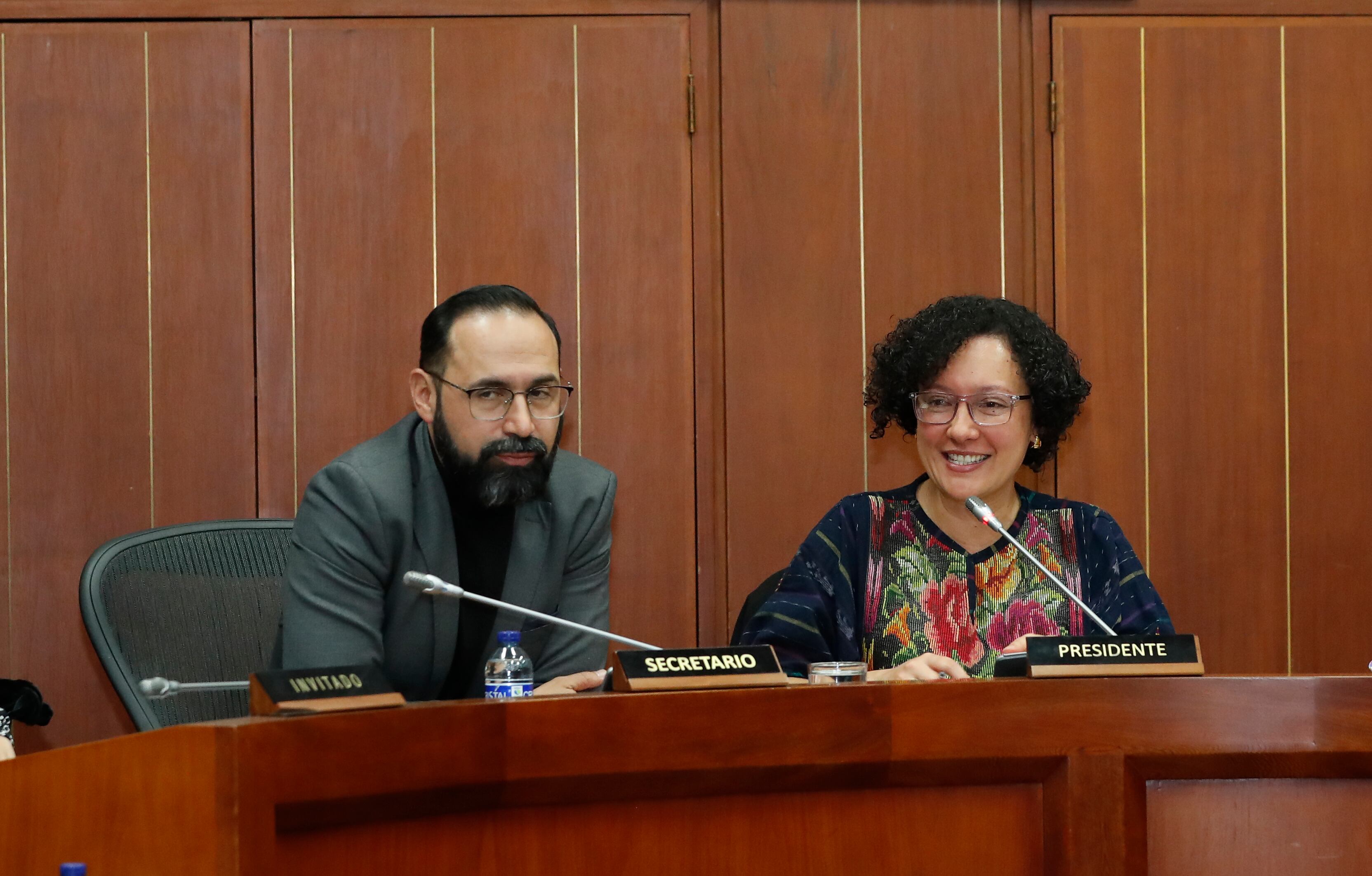 Comisión Quinta del Senado
Senadora Isabel Zuleta López
 Ómar Andrés Camacho ministro de Minas
Bogota septiembre 13 del 2023
Foto Guillermo Torres Reina / Semana