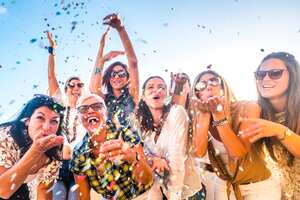 Estos son los 6 países del mundo más divertidos según la IA