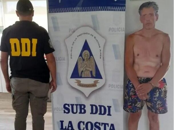 Las autoridades lograron determinar que además de la violencia, el hombre identificado con las iniciales  J.C.A., de 52 años, la mantenía encerrada en la vivienda contra su voluntad.