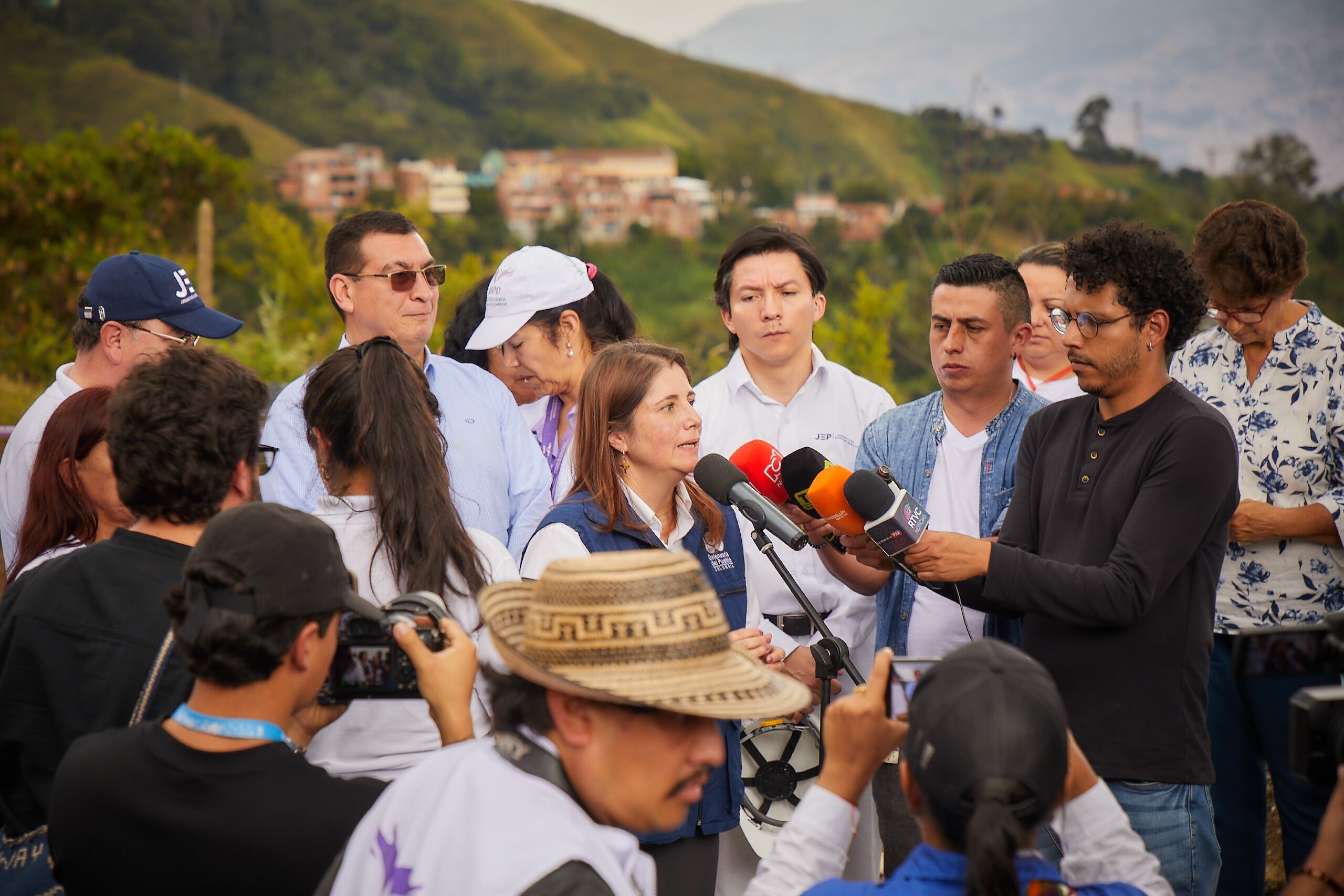 La Defensora subrayó que este primer paso fue fundamental para dar inicio a una labor de prospección en la zona de La Escombrera.