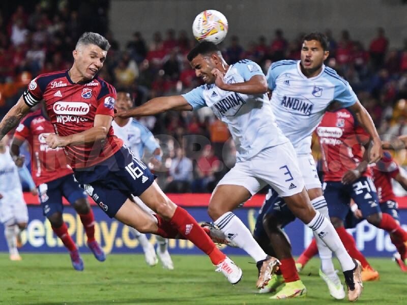 Segundos antes del gol del empate de Medellín ante Millonarios.
