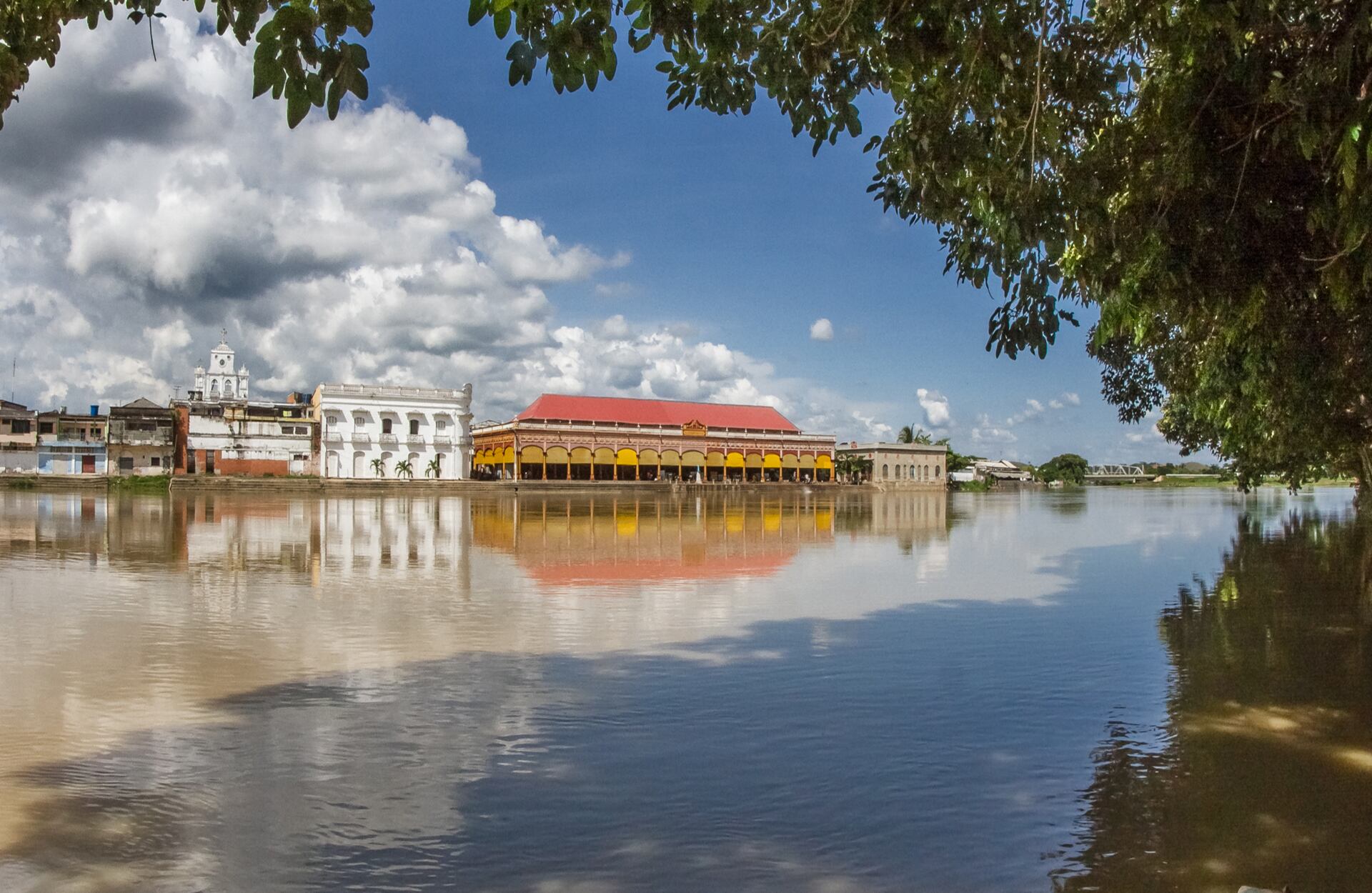 Santa Cruz de Lorica, a orillas del río Sinú, en el departamento de Córdoba.