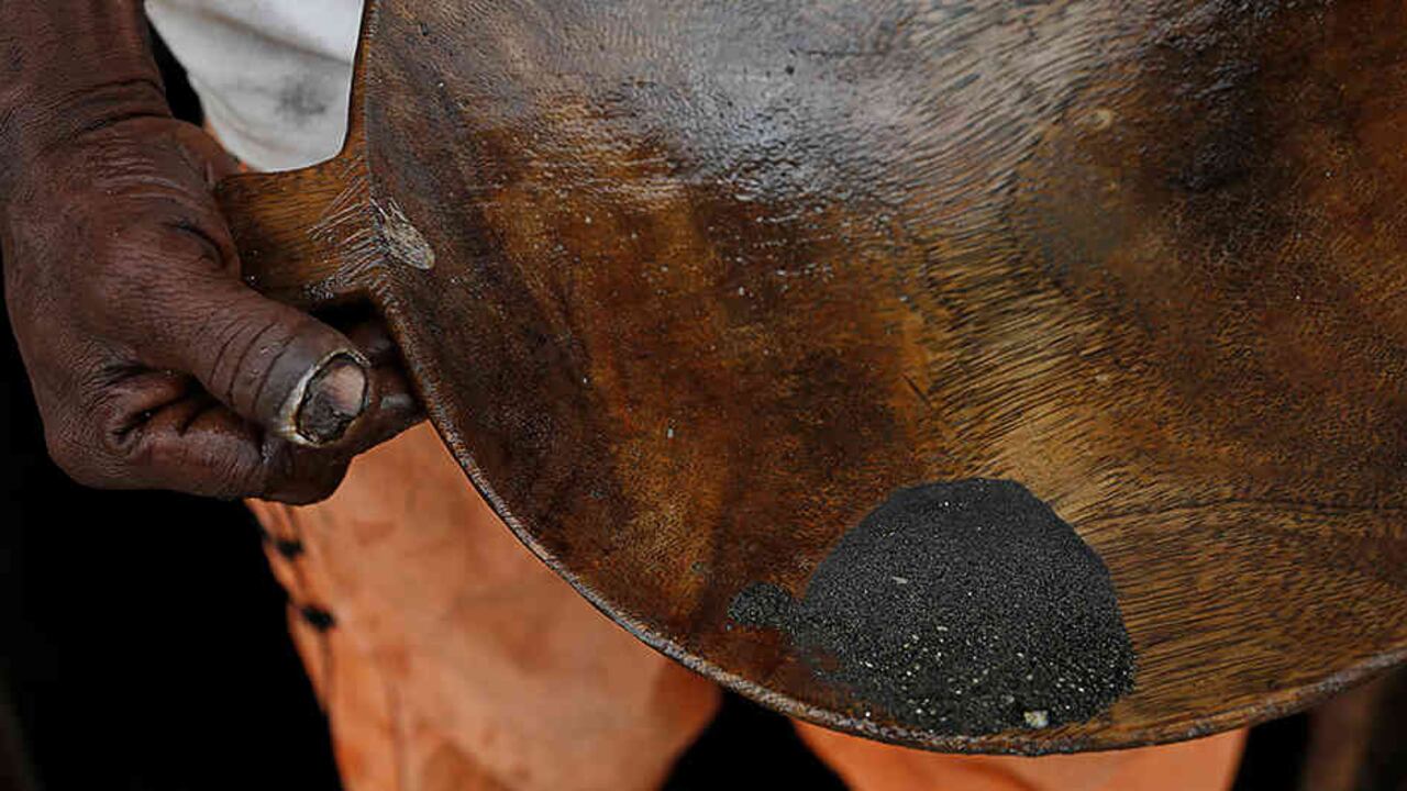 En el evento participaron 1.200 mineros ancestrales, quienes se capacitaron en minería limpia y sostenibilidad ambiental.