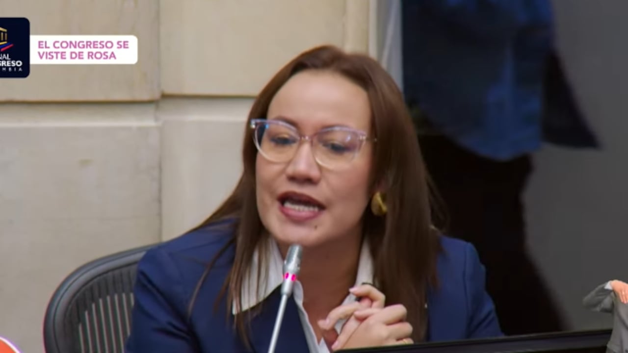 Carolina Corcho, senadora del Pacto Histórico, anunció que la bancada a la que pertenecen no apoyará el proyecto de presupuesto 2027.