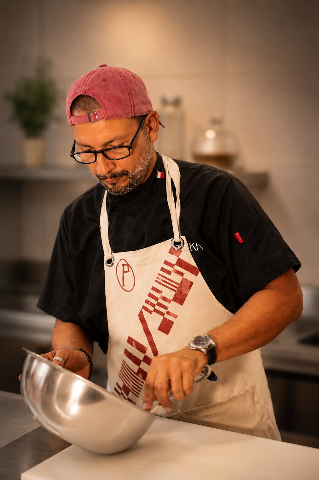 El centro histórico de Cartagena recibió a Pirka, una propuesta gastronómica clara y contundente. Cocina 100% peruana, respetando la autenticidad de una de las gastronomías más reconocidas a nivel mundial. Es liderado por el chef peruano Francisco Agüero, ganador del concurso ‘Tenedores, Hoteles y Restaurantes’ en 2005.