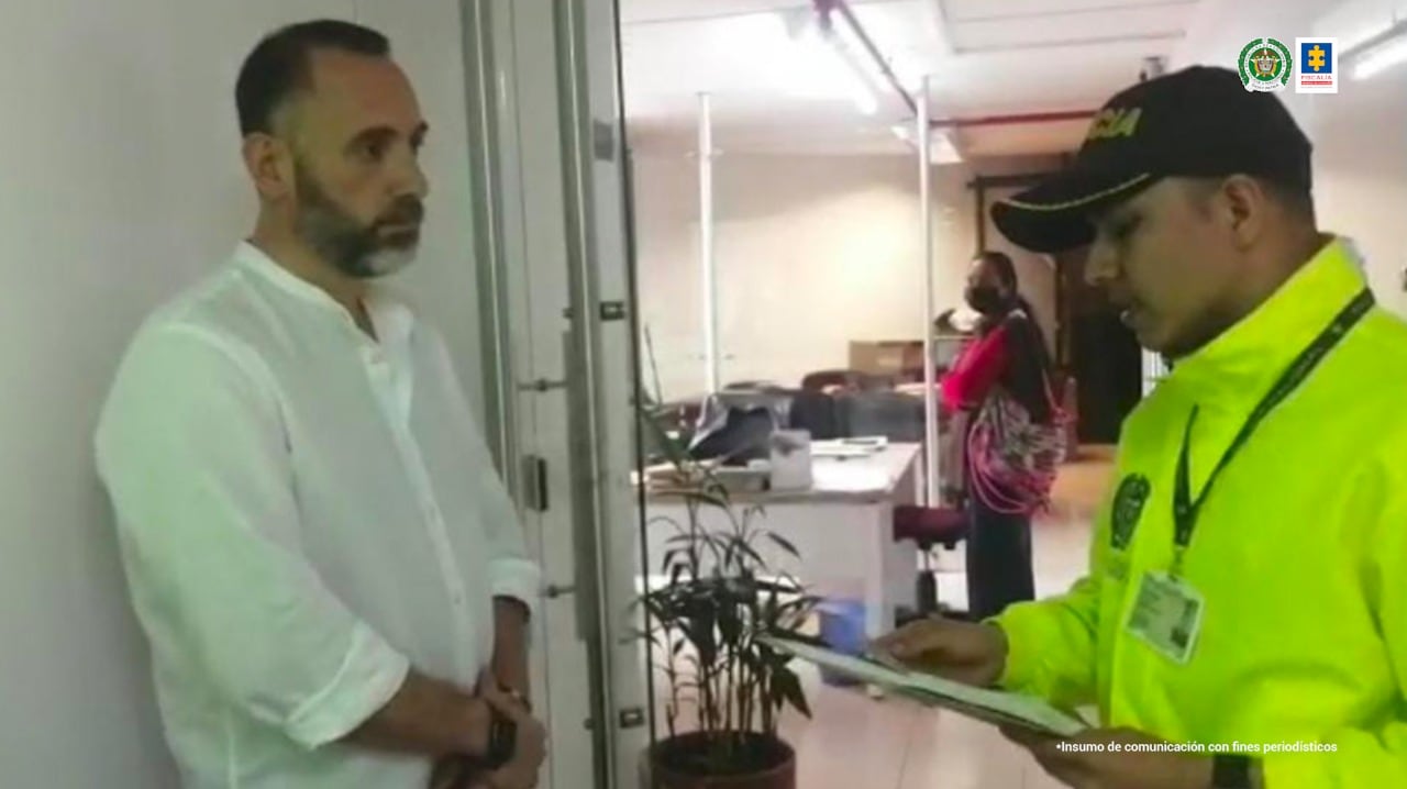 Pablo César Herrera Correa, gerente de la empresa Proyecta y James Herrera Peña, director de la Escuela Taller en el municipio de Salamina. Capturados por el caso Mario Castaño.