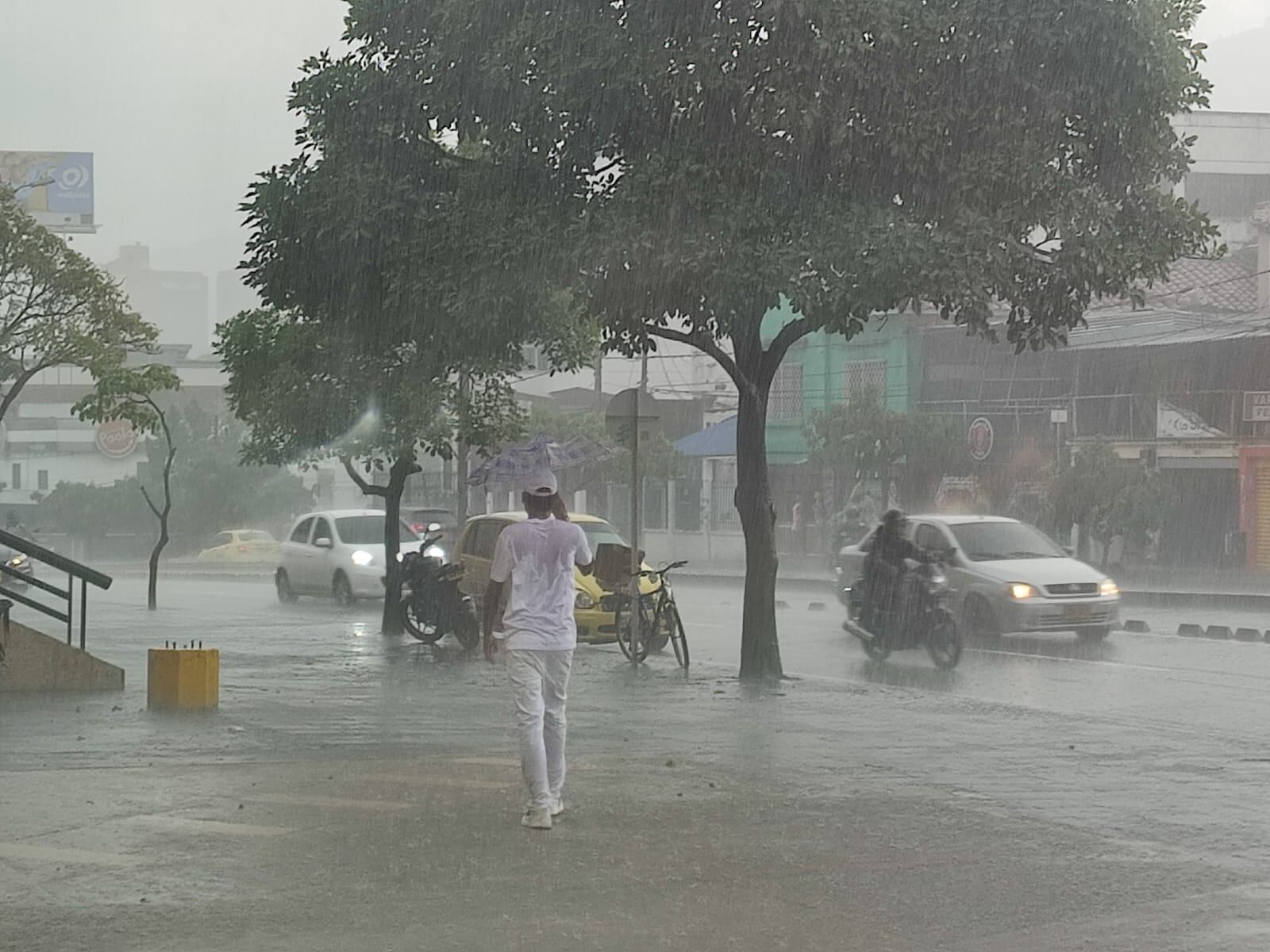 El sur de Cali fue escenario de fuertes lluvias.