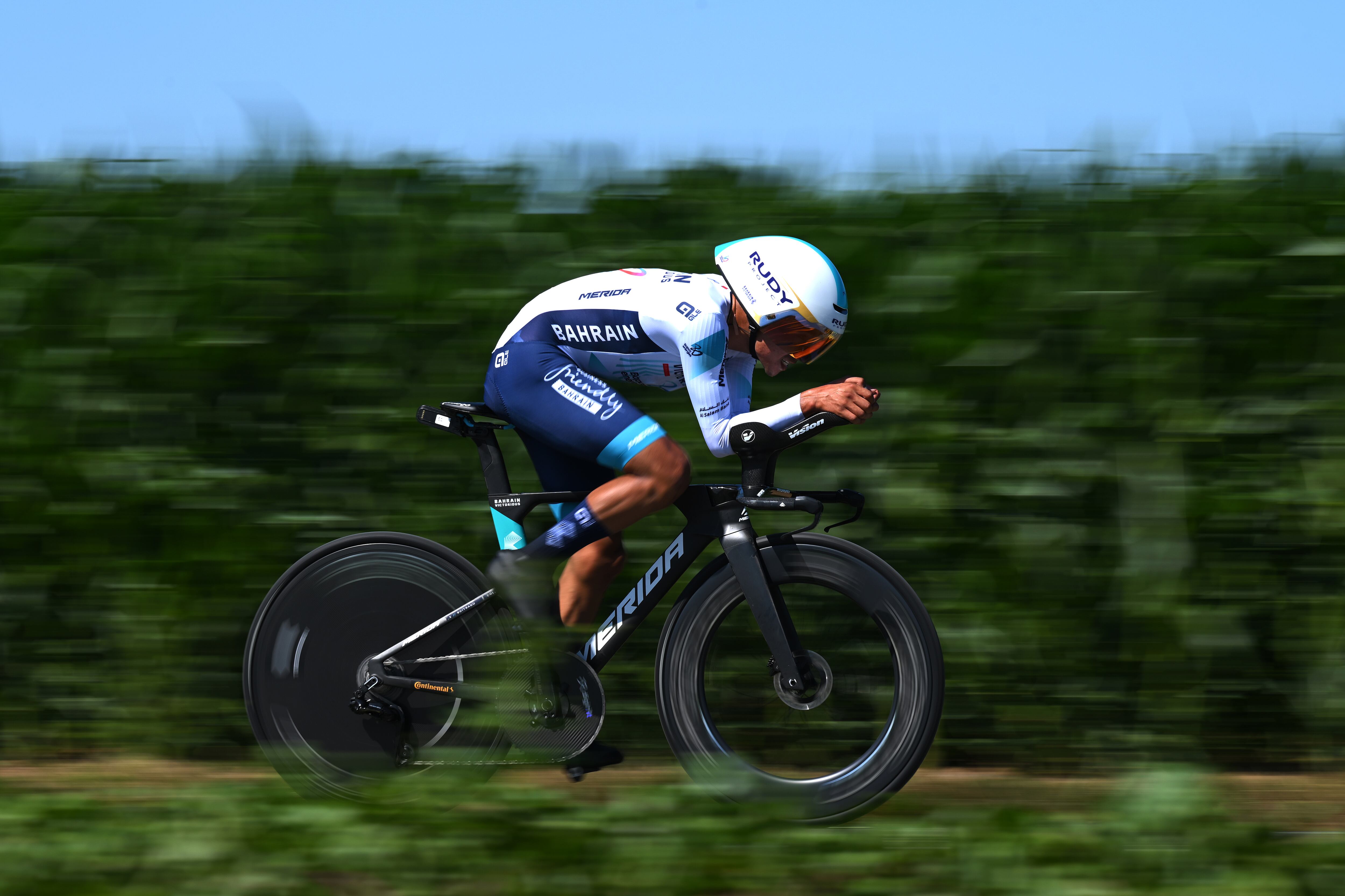 Santiago Buitrago durante la primera contrarreloj del Tour de Francia 2025