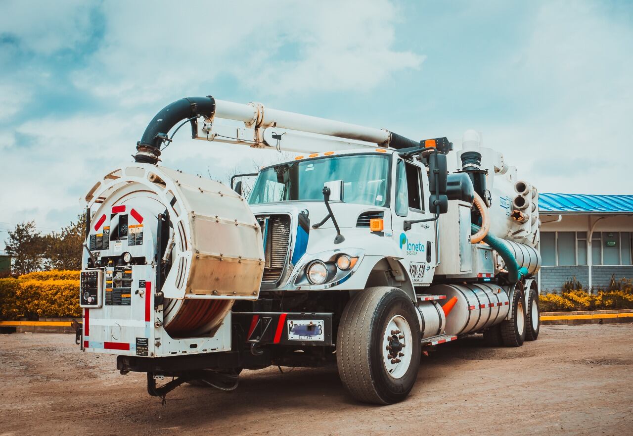 Vehículo especializado para la recolección de residuos.