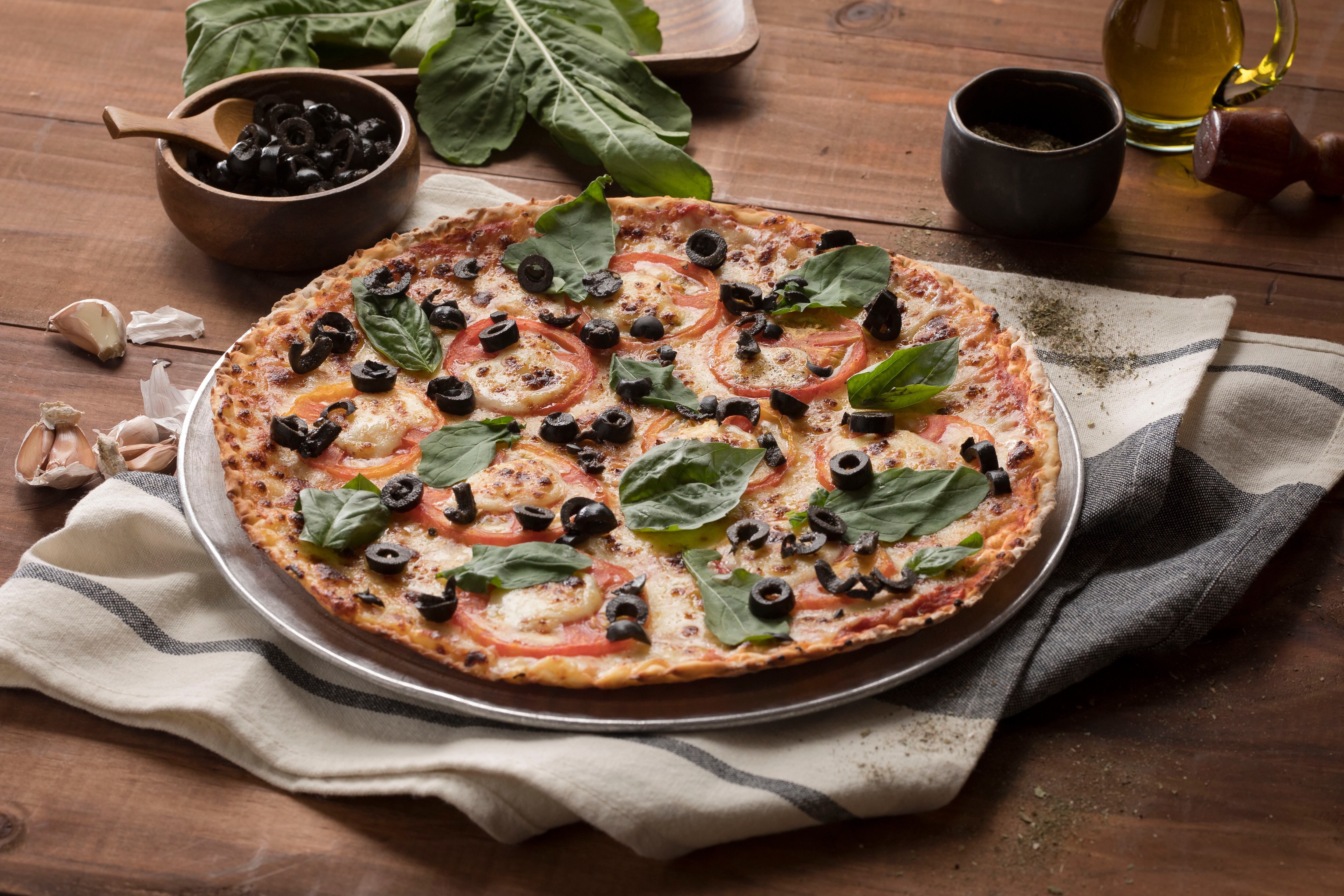 El 90 por ciento de los ingredientes que usan en sus preparaciones son propios y se producen en sus plantas de cárnicos, salsas y pastas.