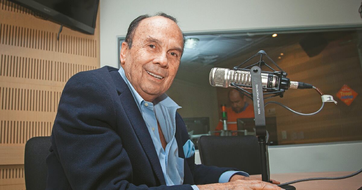 Hernán Peláez, uno de los periodistas deportivos colombianos de más prestigio.