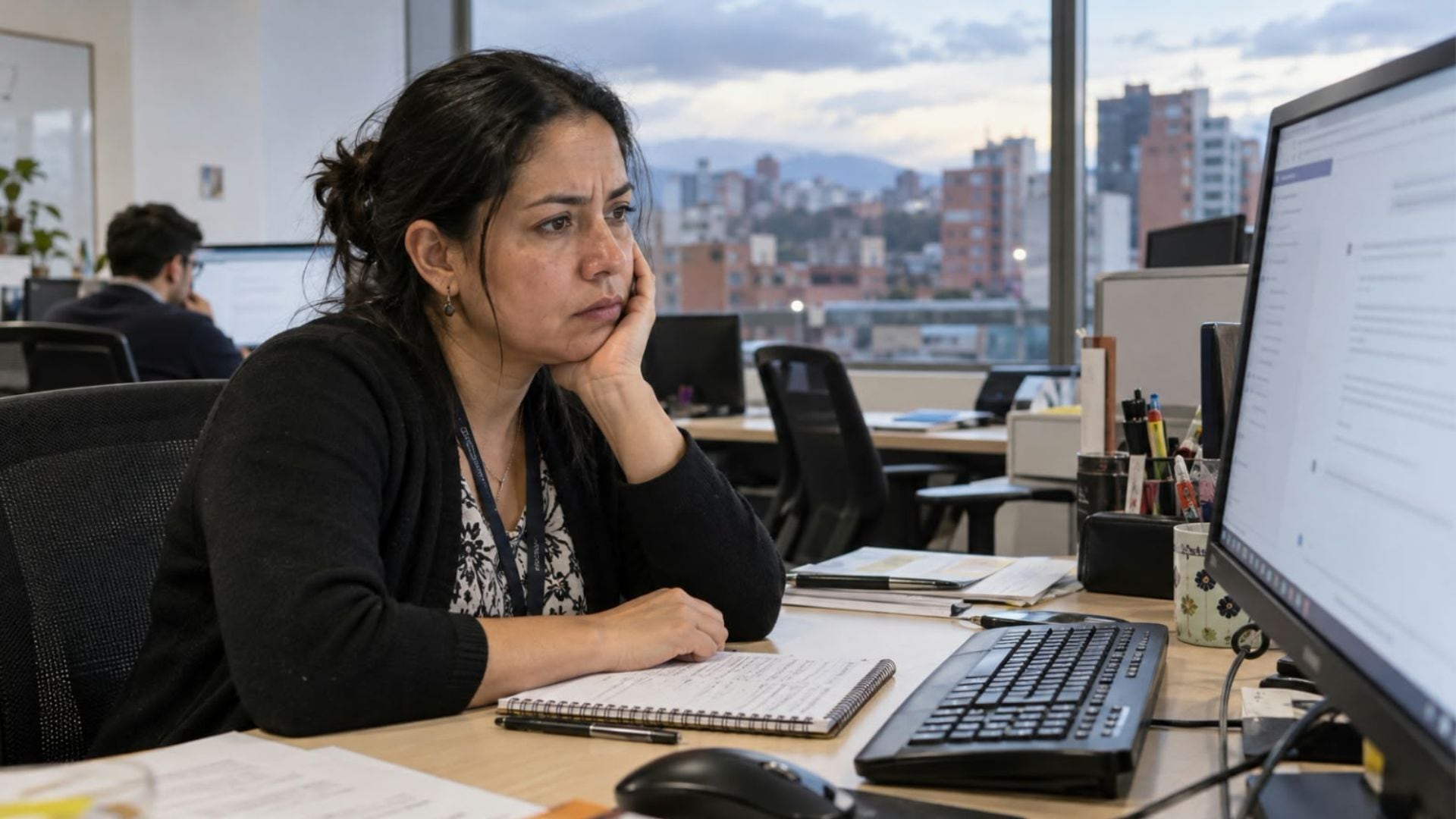El miedo a perder el empleo por la IA preocupa al 42 % de los trabajadores en Colombia