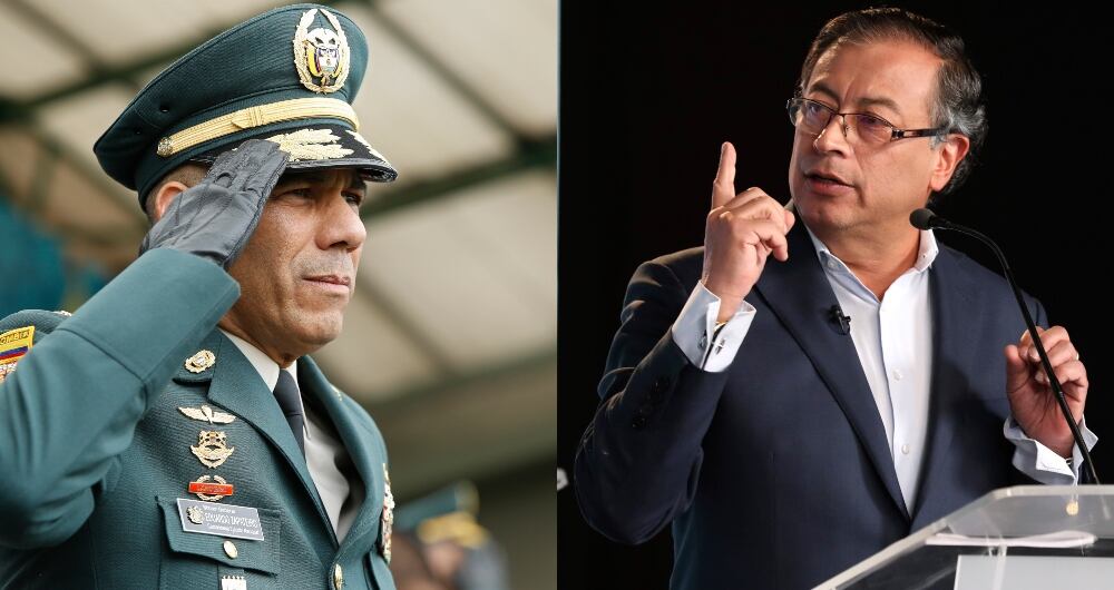 El general Eduardo Zapateiro y el candidato Gustavo Petro