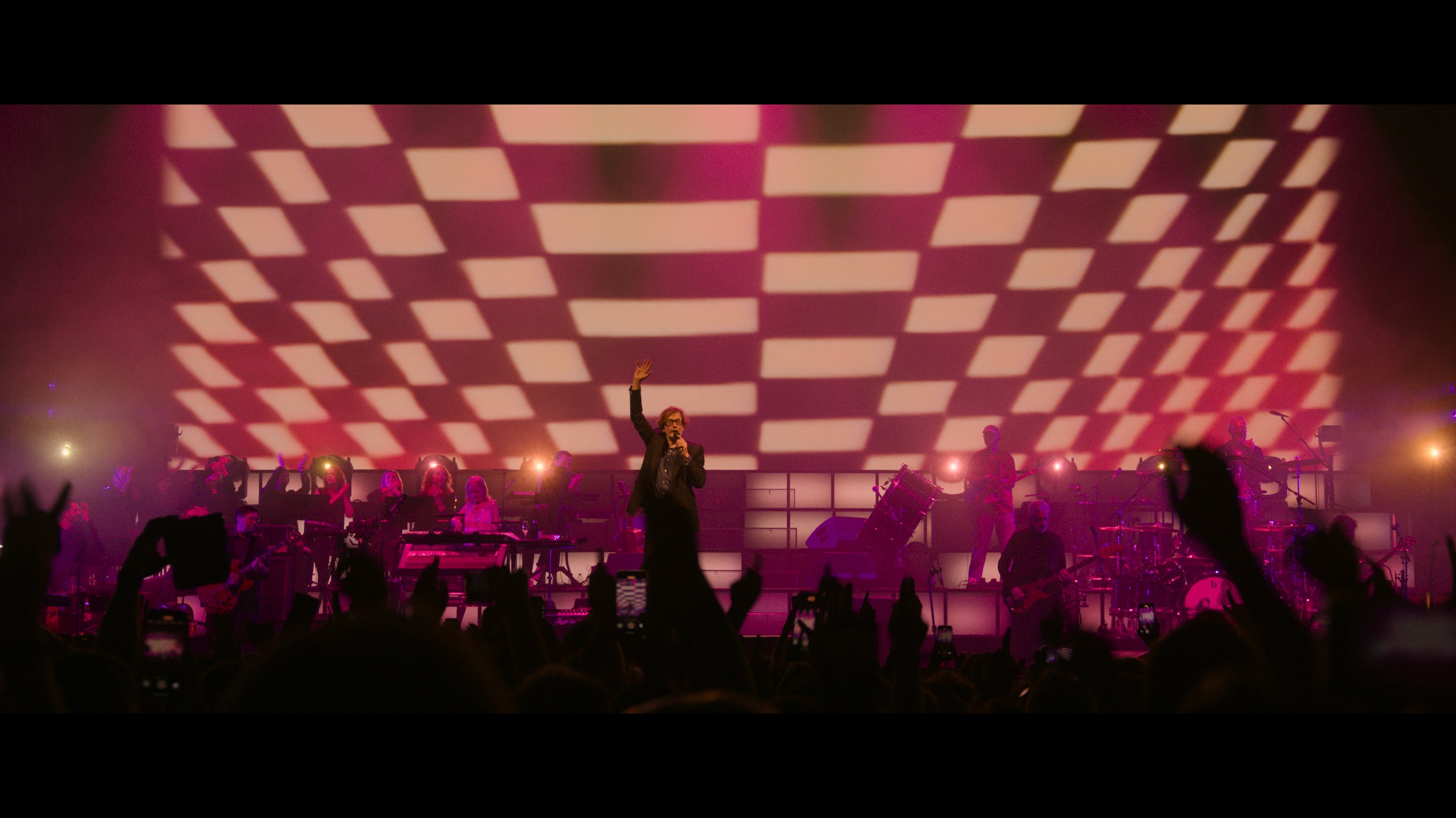 Pulp no vino a tocar en vivo, pero poder ver su documental en pantalla grande es un gran consuelo...