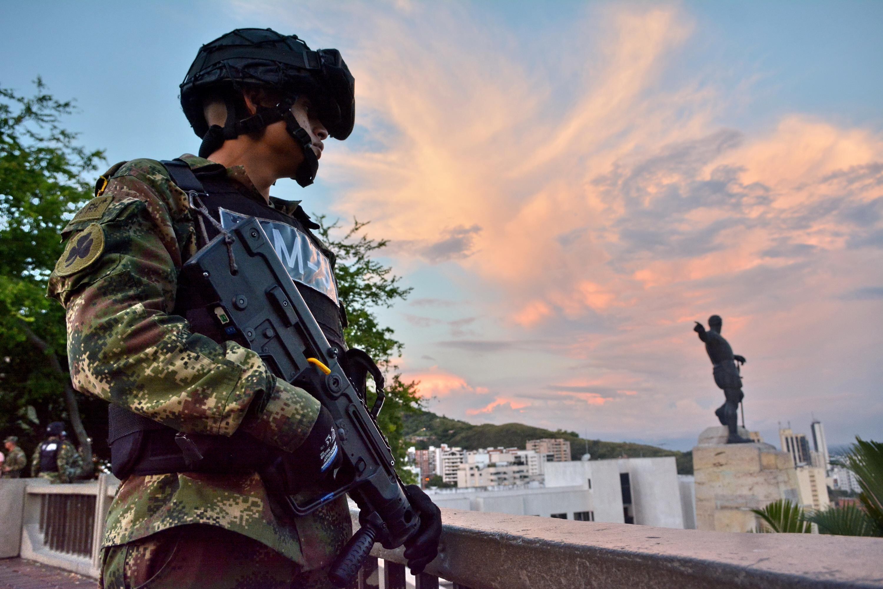 La Alcaldía de Cali también solicitó otro aumento del pie de fuerza del Ejército para incrementar los operativos en las comunas donde más homicidios se registran.