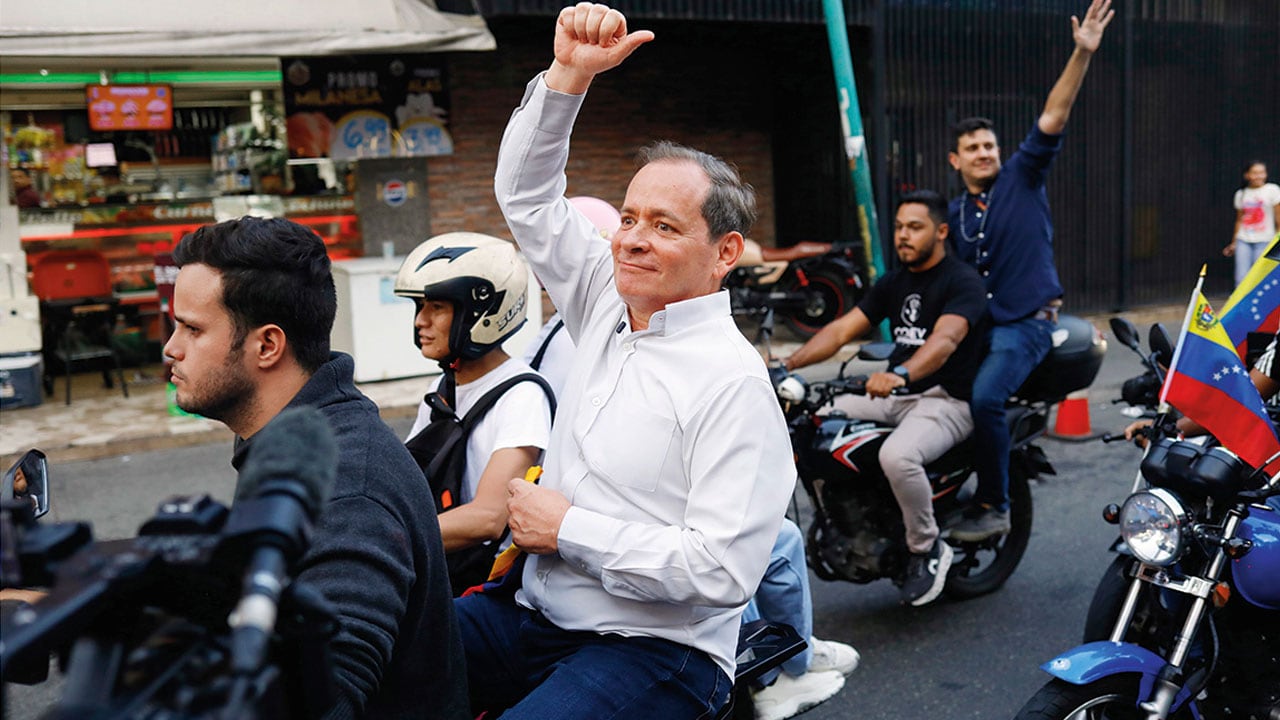 “El hecho de que esté Delcy Rodríguez allí inquieta a muchos”.