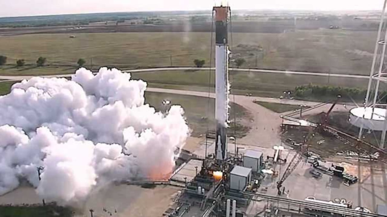 La compañía con sede en California también hizo un llamado al público en general: "Por favor envíen por correo electrónico cualquier grabación del incidente a report@spacex.com".