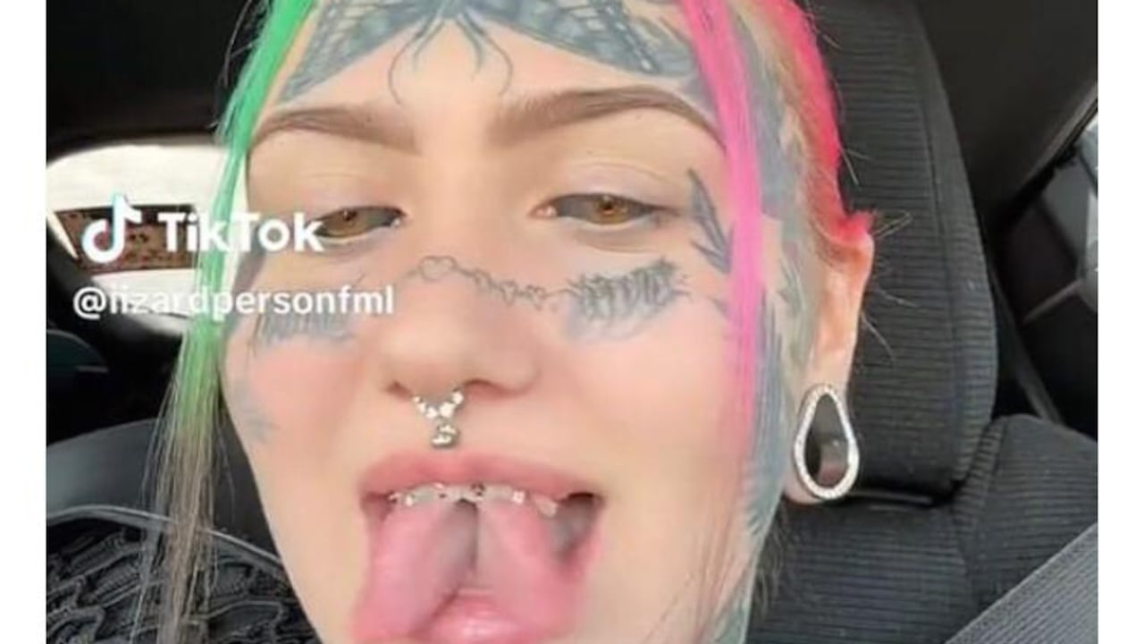 Orylan (@llizardpersonfml) de Texas, criticó a sus críticos en un video de TikTok mientras respondía a un comentario cruel sobre su apariencia.