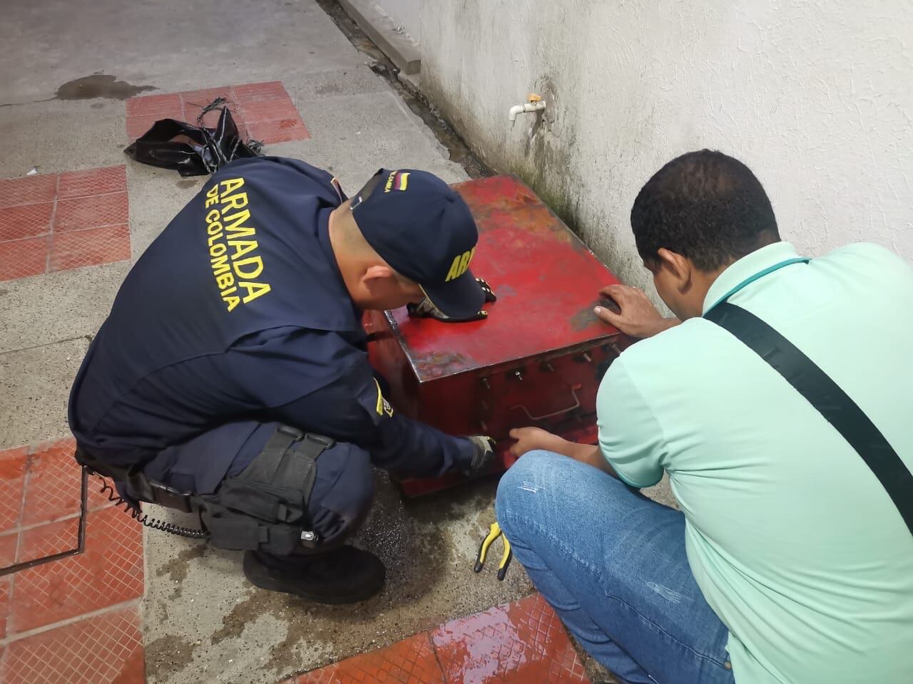 Armada incauta cocaína adherida en el casco de un buque que se movilizaba por el Caribe