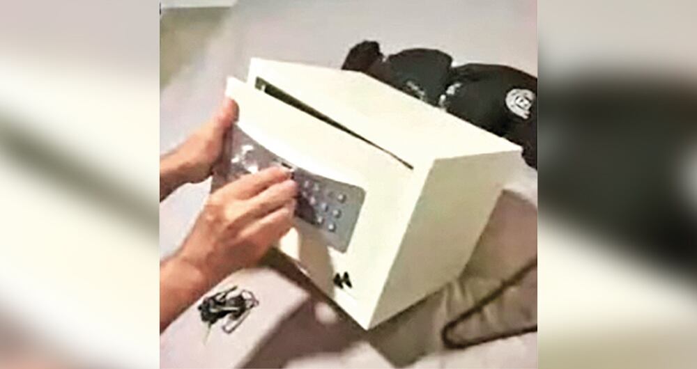 Una de las cajas fuertes de Nicolás Petro.