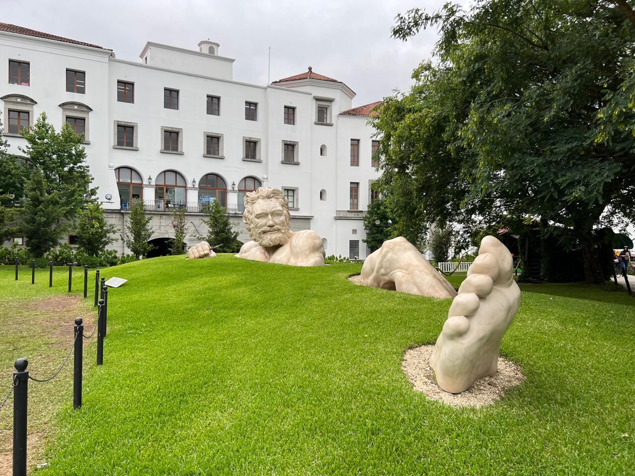 El Gigante de Cayalá en Ciudad Cayalá, Ciudad de Guatemala.
