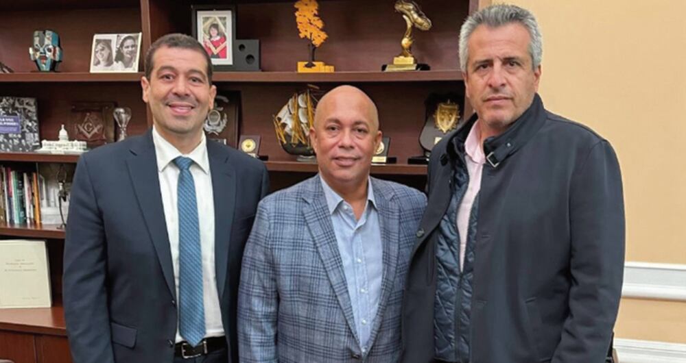 José Alfredo Gnecco junto a Luis Fernando Velasco.