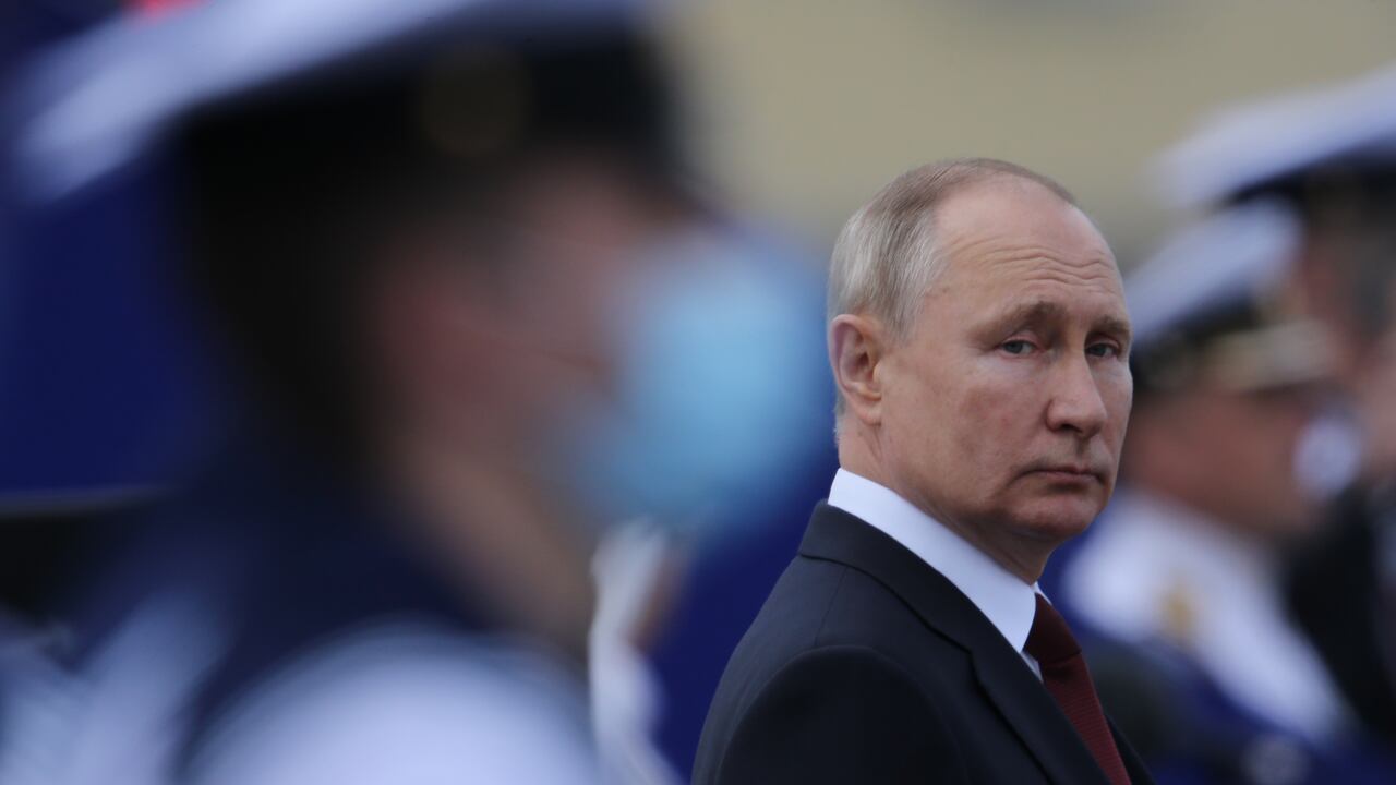 Vladimir Putin canceló su asistencia a una eventual firma de tratado de paz con Ucrania.