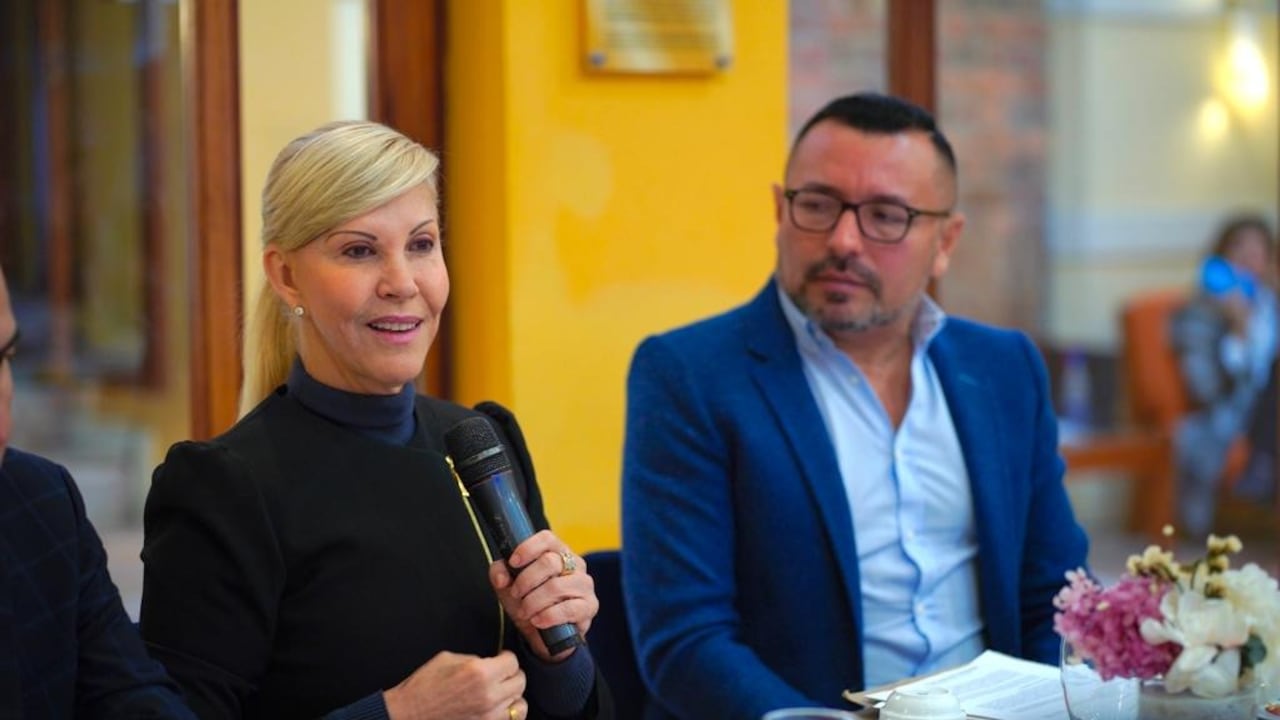 La directora del Partido de la U, Dilian Francisca Toro, durante la reunión de bancada.