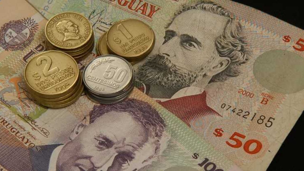 Según el Banco Central, "ningún comercio, banco o acreedor puede oponerse a recibir un pago en efectivo. Foto: Bloomberg