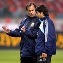 Marcelo Bielsa enfrentó a Colombia con Argentina.