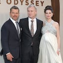 Christopher Nolan junto a Anne Hathawey y Matt Damon, protagonistas de La Odisea.