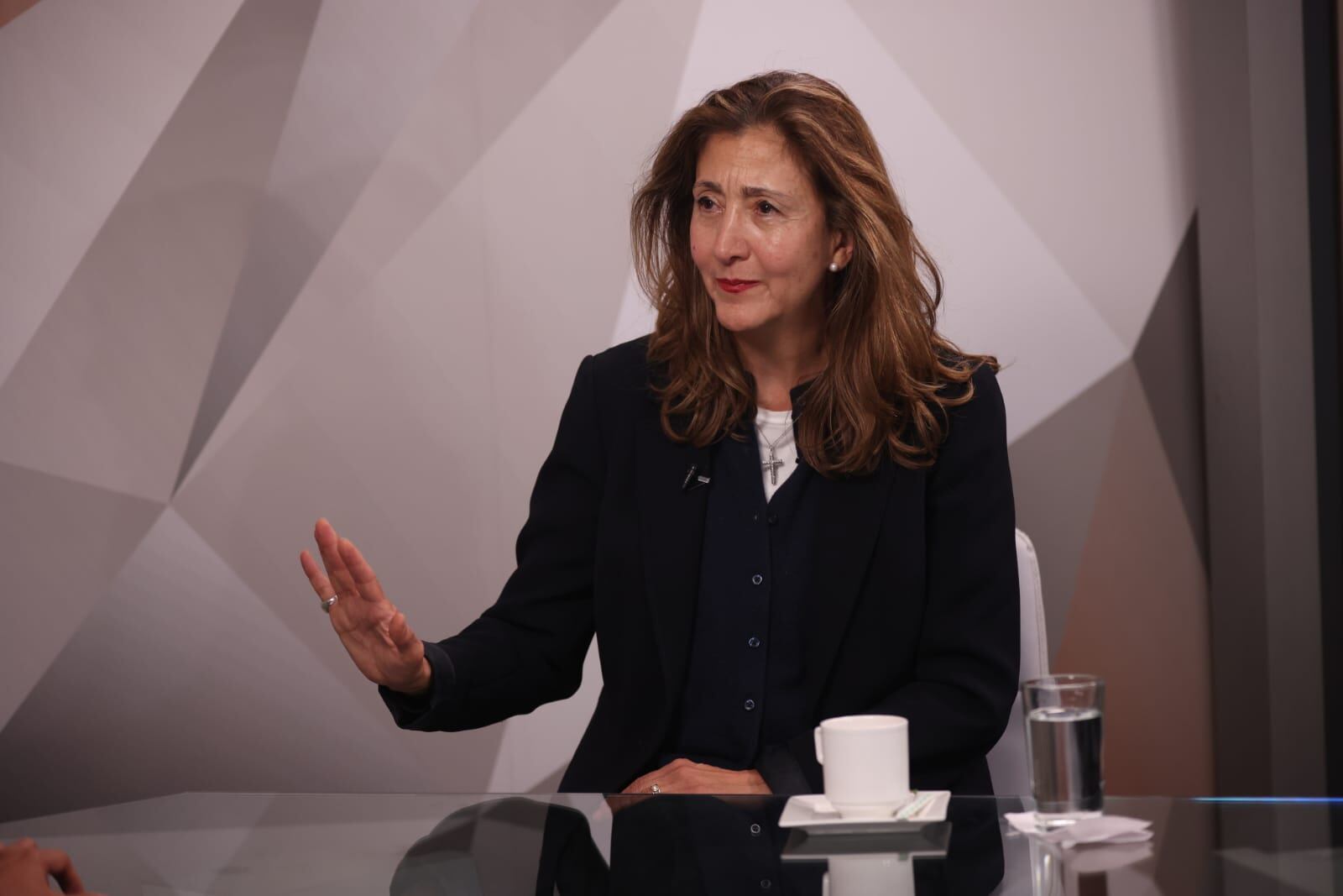 El Debate, Yesid Lancheros director de Semana, entrevista a Ingrid Betancourt