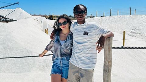 Valeria y Linda no desaprovechan ninguna oportunidad para demostrar su amor. Foto: Instagram @linda__caicedo11.