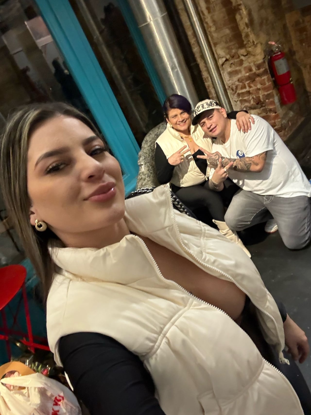 Karen Julieta romero junto a su familia.