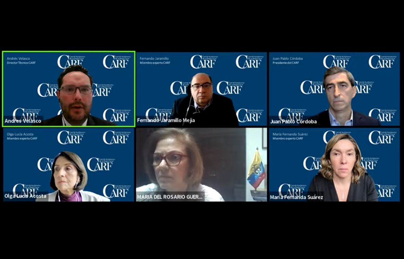 Según el CARF, es necesario acelerar el ajuste fiscal para disminuir las presiones de costo del financiamiento. Foto: SEMANA