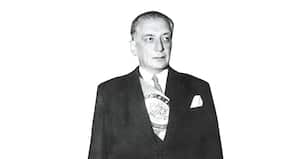Dice Alberto Casas en su libro que Laureano Gómez resultó ser el único “paganini” de la lucha entre liberales y conservadores, ya perfeccionado el pacto del Frente Nacional creado por él y Alberto Lleras (1958-1974).