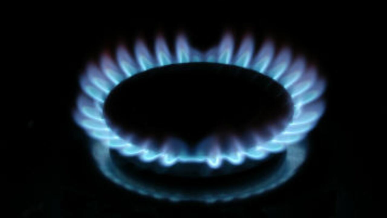 Aunque el servicio de gas no es tan costoso, con unos trucos se puede ahorrar más.