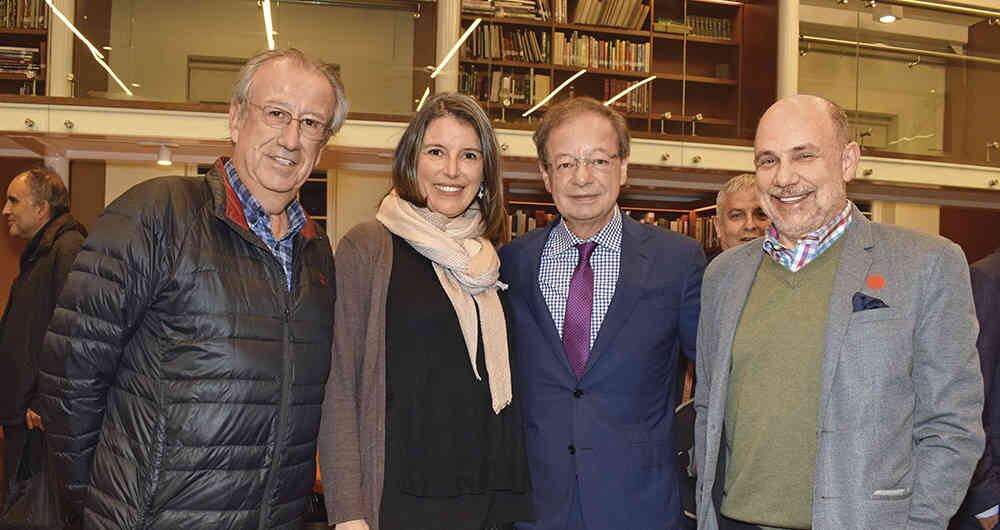 Juan Mayr, Sandra Borda, Gabriel Silva y Ricardo Santamaría. 