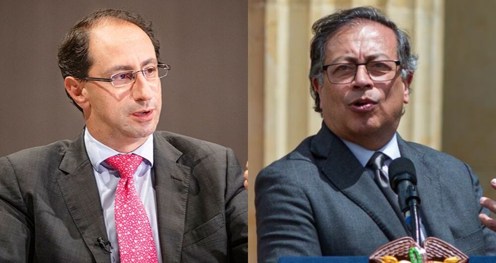 De izquierda a derecha: el exministro José Manuel Restrepo y el presidente Gustavo Petro.