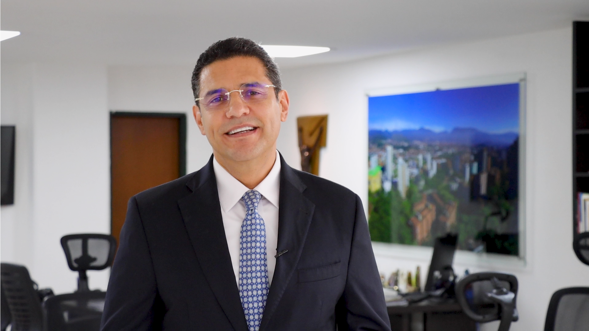 Hugo Alberto Valencia, rector de la Fundación Universitaria María Cano.