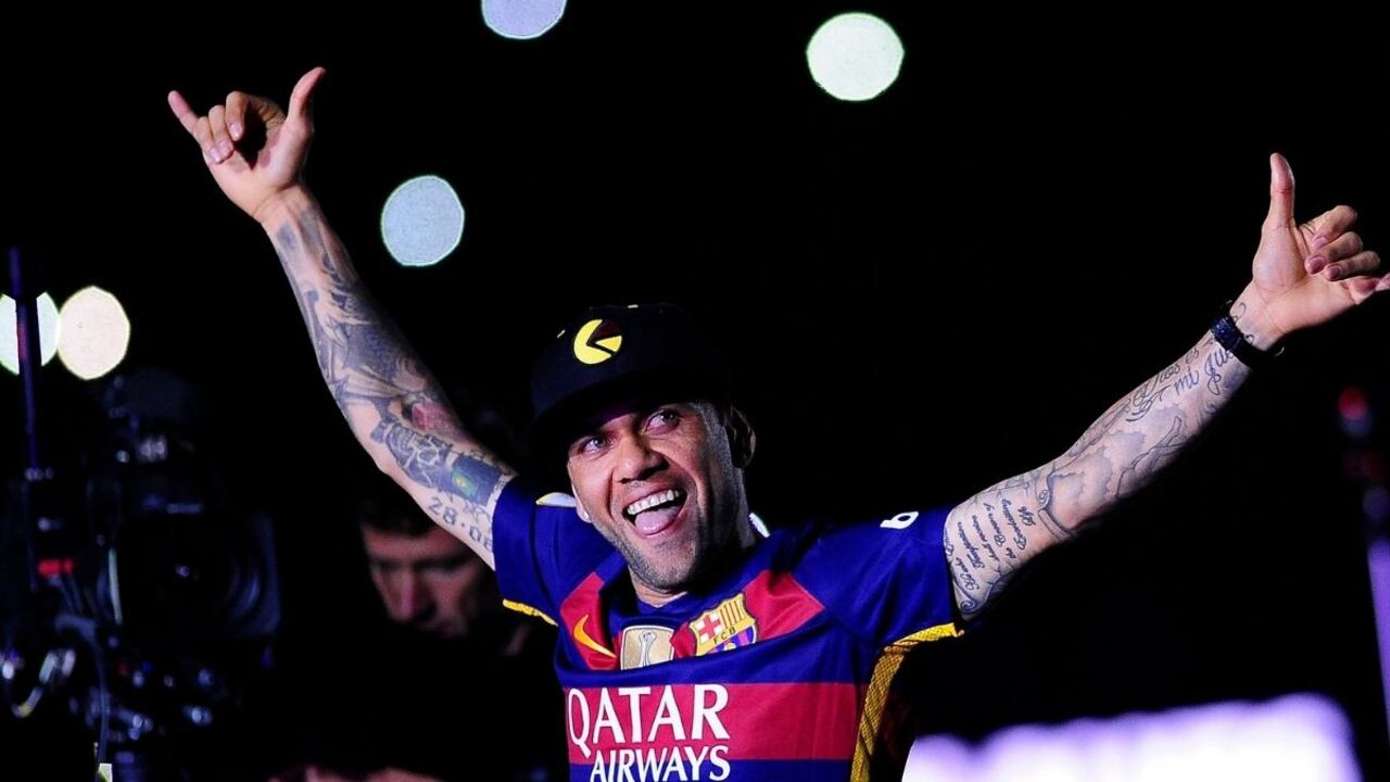 El futbolista brasileño se convirtió en el primer refuerzo de la era Xavi en Barcelona.