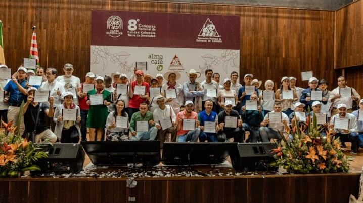 Reconocimientos entregados a los destacados de cada atributo.