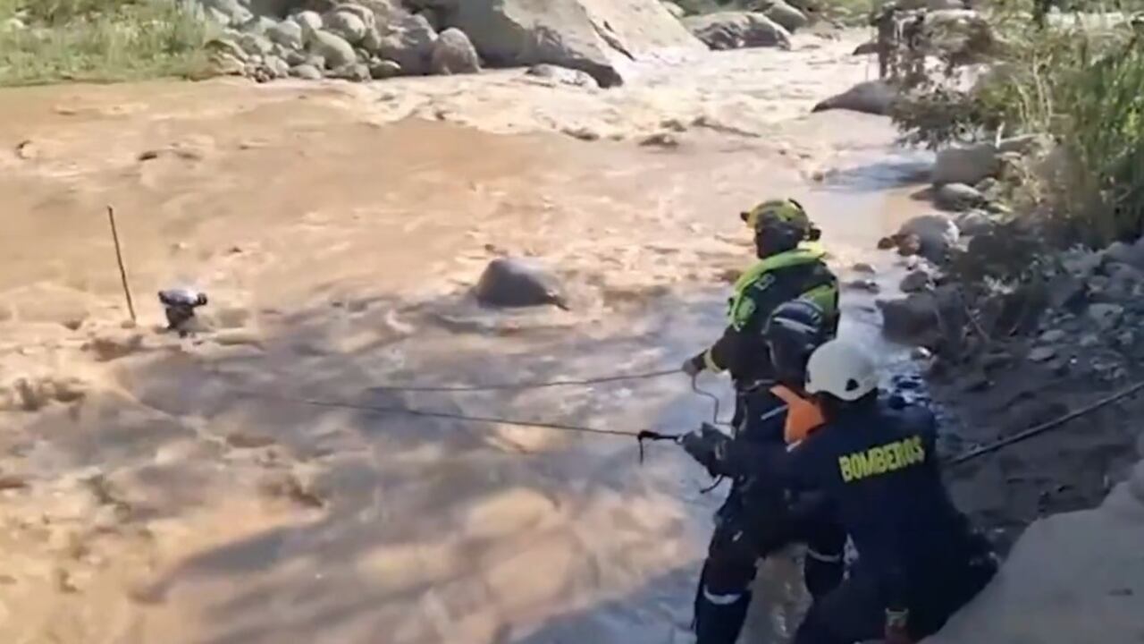 El hallazgo en la zona ribereña del río Panches se produjo alrededor de las 2:30 p.m.