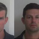 Según las autoridades de Georgia, la pareja era legalmente los padres adoptivos de los niños abusados y grabados.