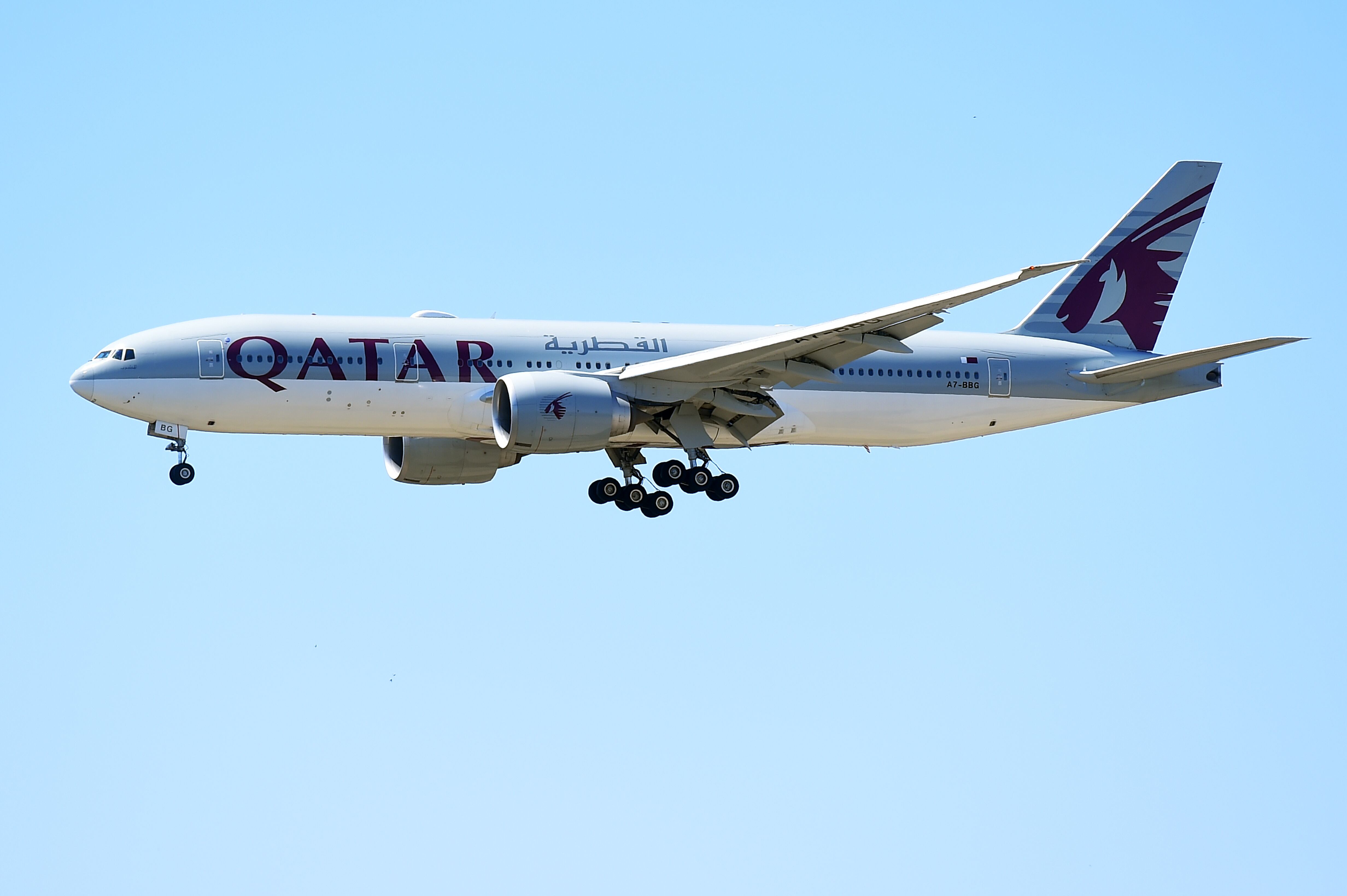 La mujer falleció en pleno vuelo y los testigos denuncian negligencia por parte de la aerolínea