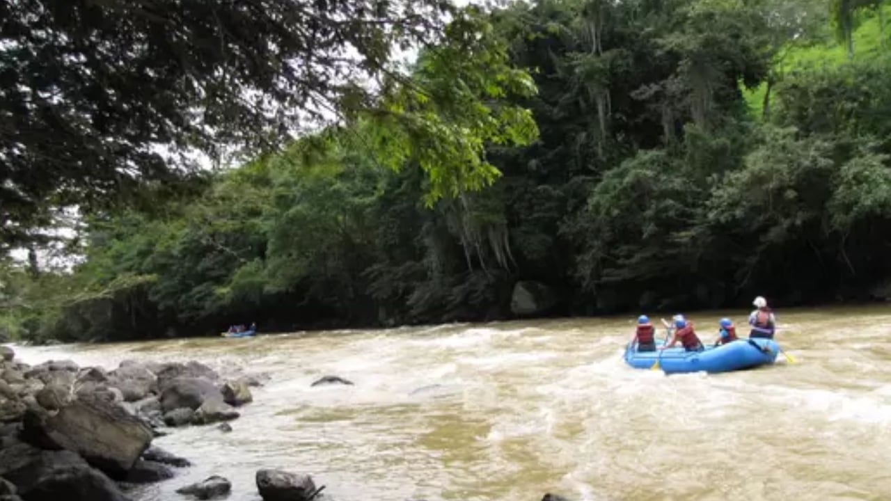 Canotaje en el río Fonce, en el municipio de San Gil, Santander.
