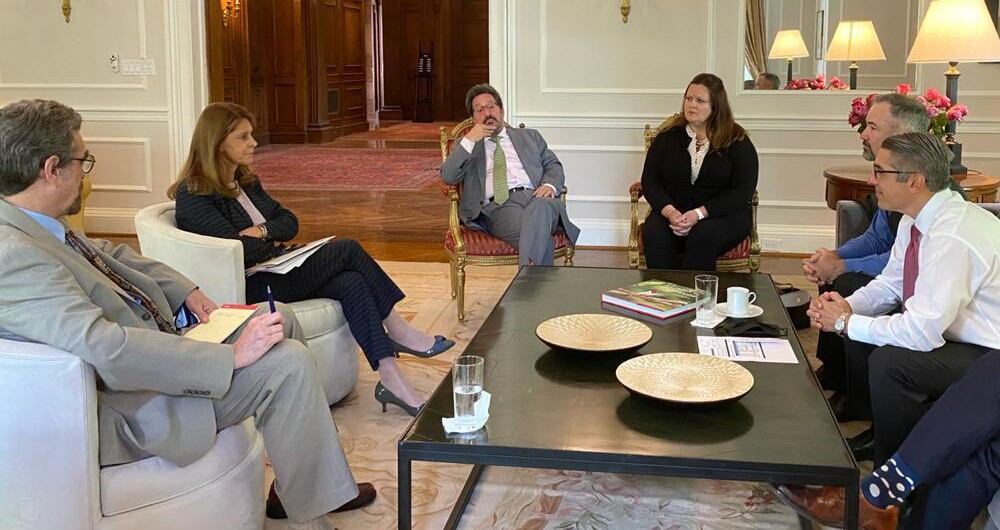 La Vicepresidenta Marta Lucía Ramírez con autoridades de salud norteamericanas