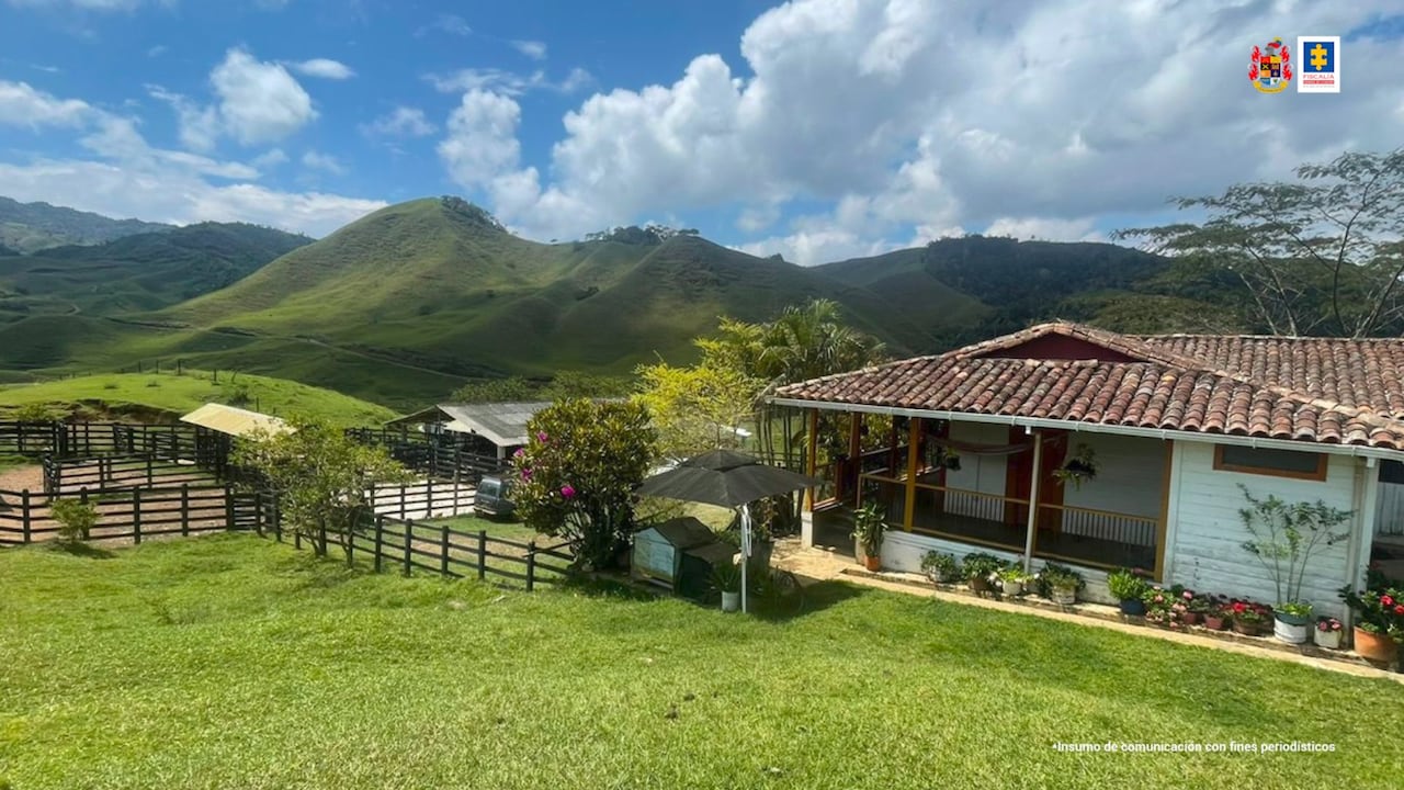 Fotos | Esta es la finca de los hermanos Castaño Gil, fundadores de las ...
