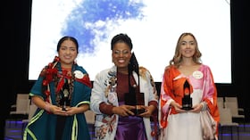 En esta edición participaron 146 mujeres de distintos departamentos del país, lo que refleja la diversidad de proyectos sociales liderados por mujeres en ámbitos como la cultura, la sostenibilidad, el desarrollo comunitario y la educación, de ellas, 30 mujeres fueron seleccionadas como finalistas, recibiendo el reconocimiento por el impacto que generan en sus comunidades.